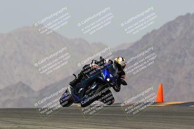 media/Apr-10-2022-SoCal Trackdays (Sun) [[f104b12566]]/Turn 9 (130pm)/